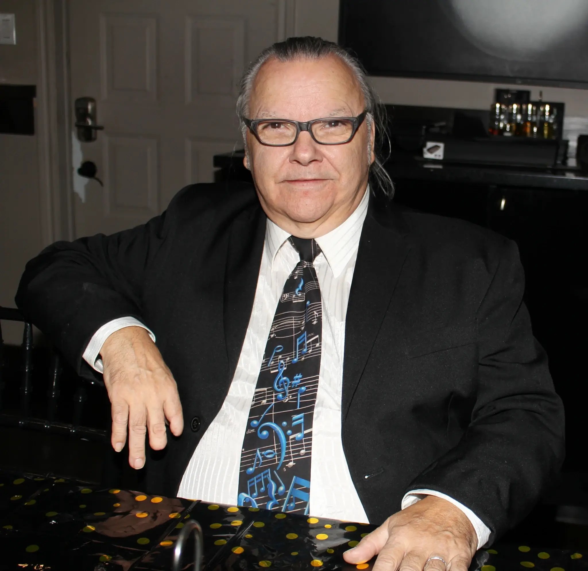 Blurry Object Detail